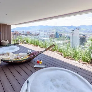 diez-categoria-colombia.colombiamedellinhotels.com/
