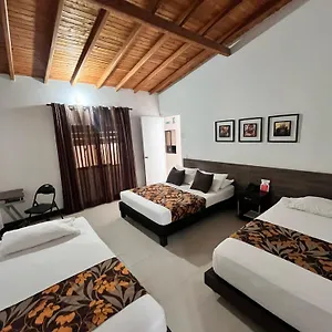 quinta-avenida.colombiamedellinhotels.com/